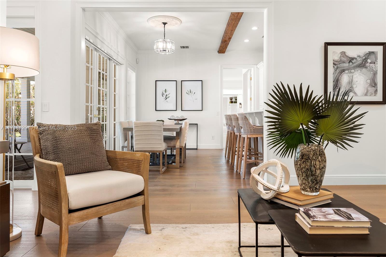 SANSTROM ESTATES - Residential