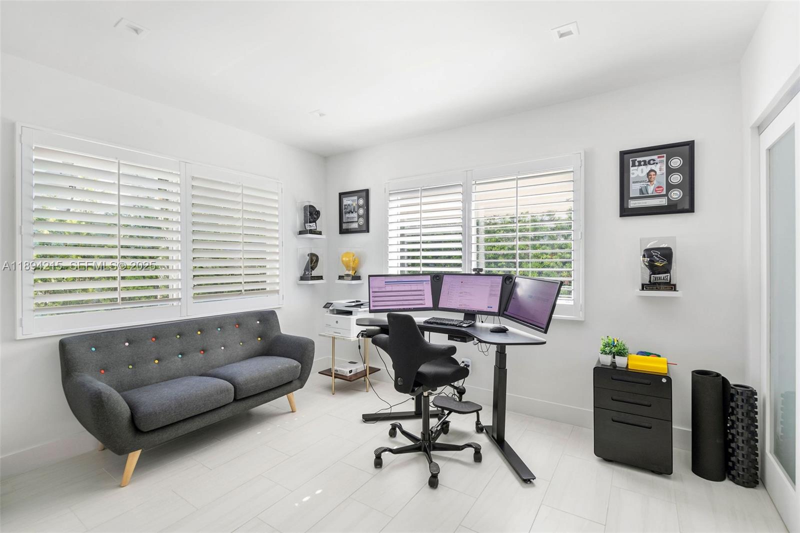 MIAMI BEACH NAUTILUS - Residential Income