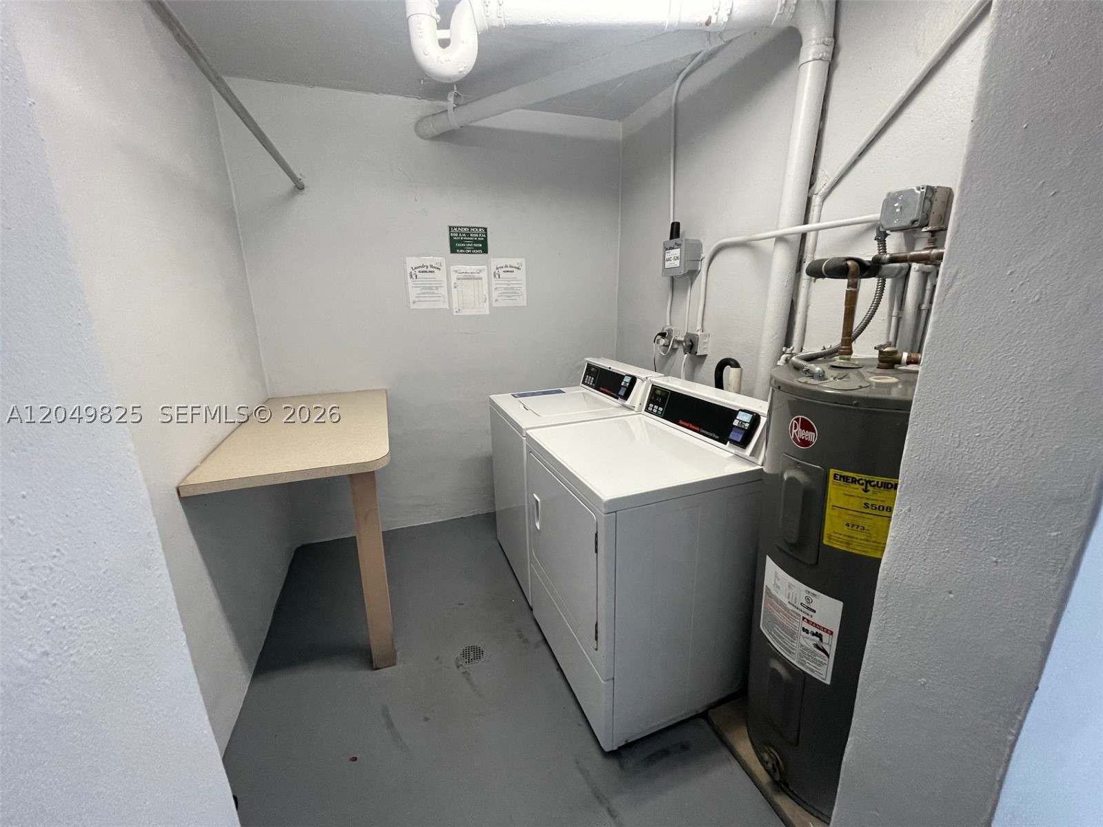 LIVE OAK CONDO ELEVEN - Residential