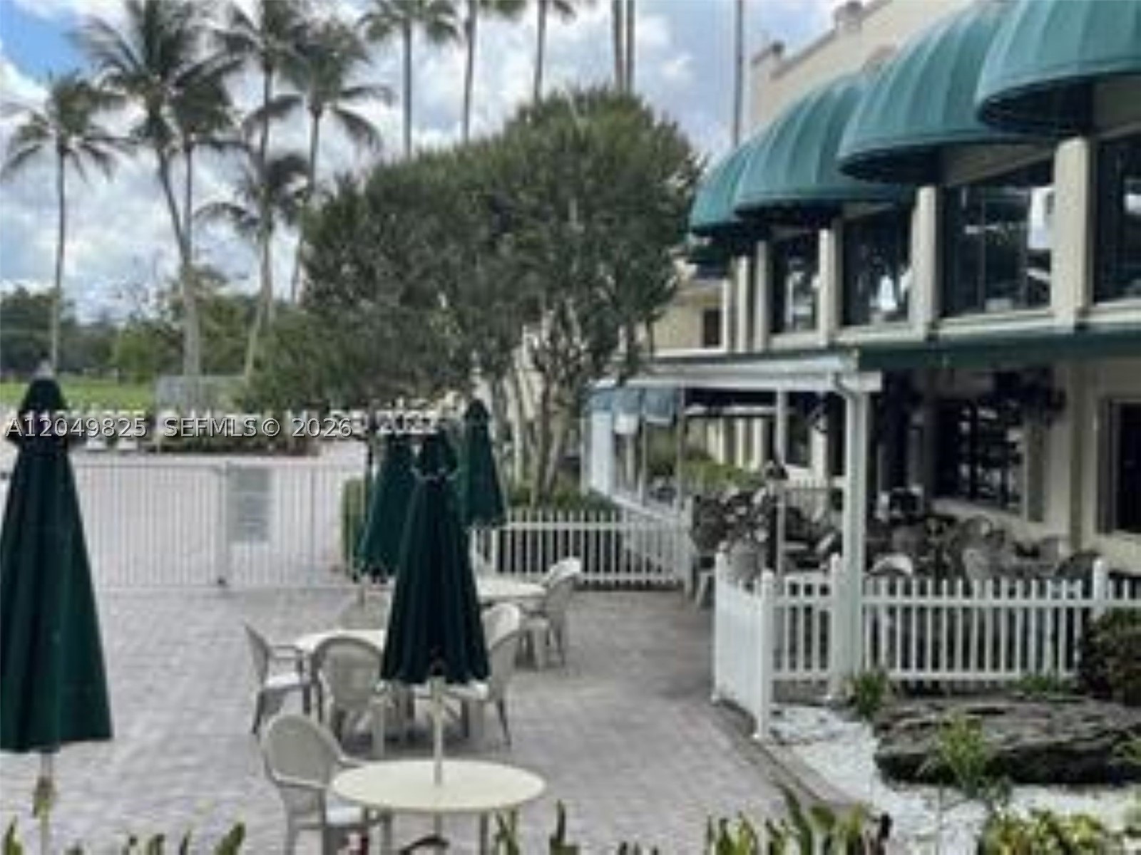 LIVE OAK CONDO ELEVEN - Residential