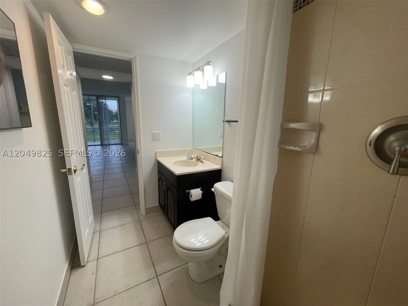 LIVE OAK CONDO ELEVEN - Residential