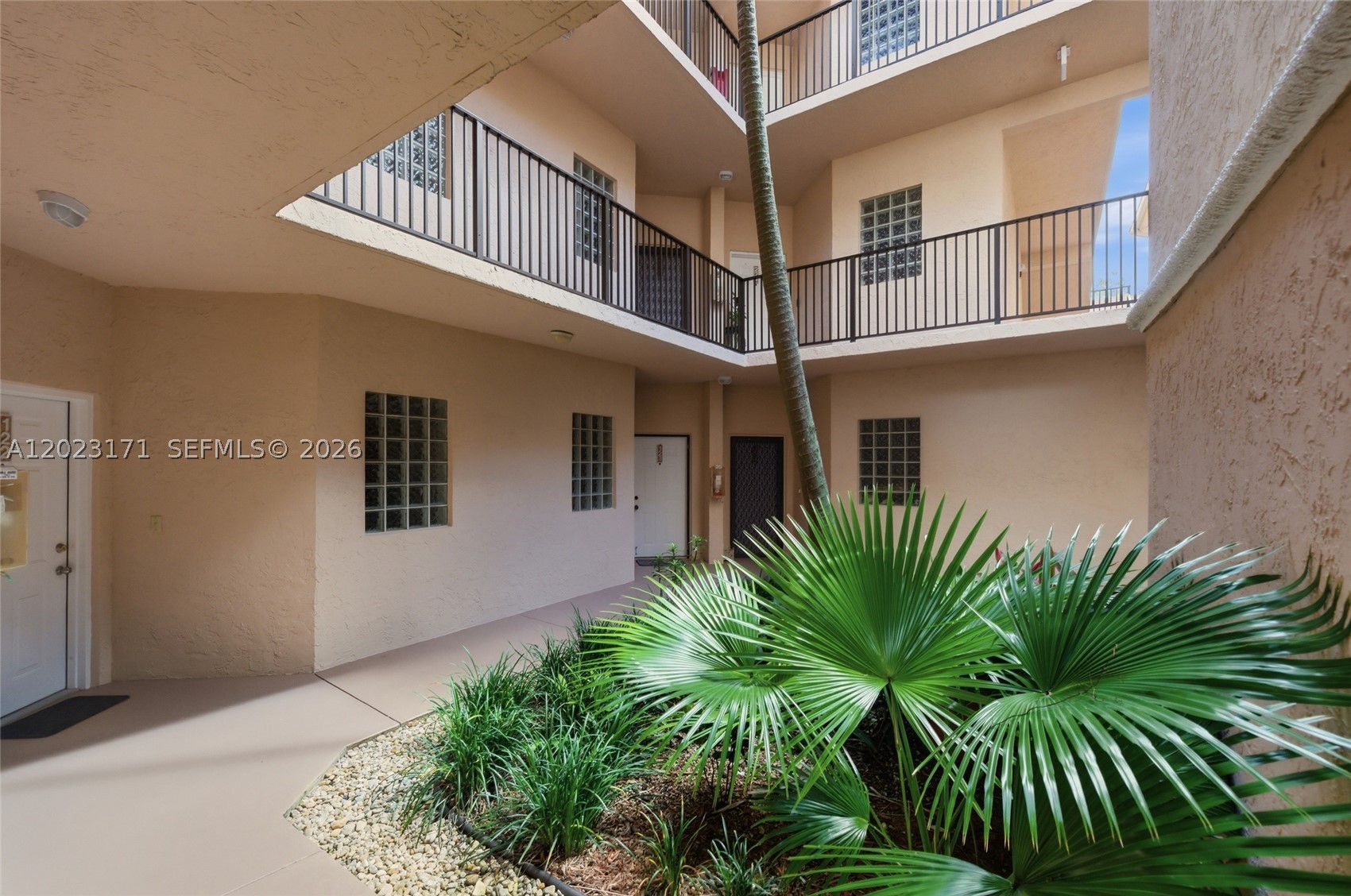 BAYVIEW VILLAGE B CONDO - Residential