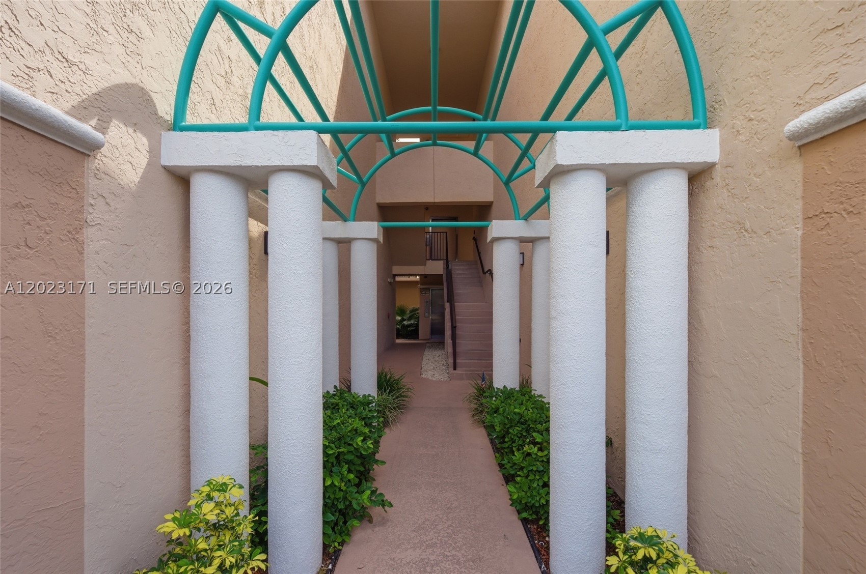 BAYVIEW VILLAGE B CONDO - Residential