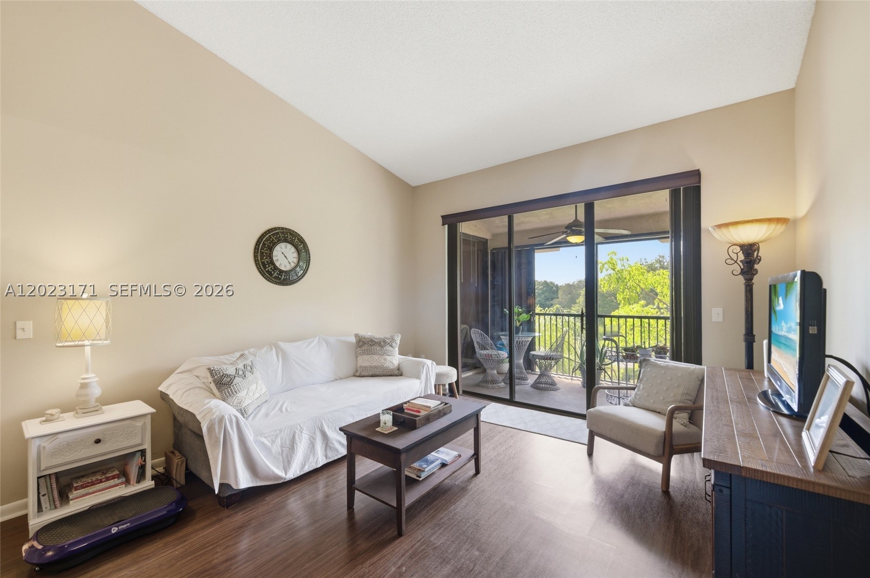 BAYVIEW VILLAGE B CONDO - Residential