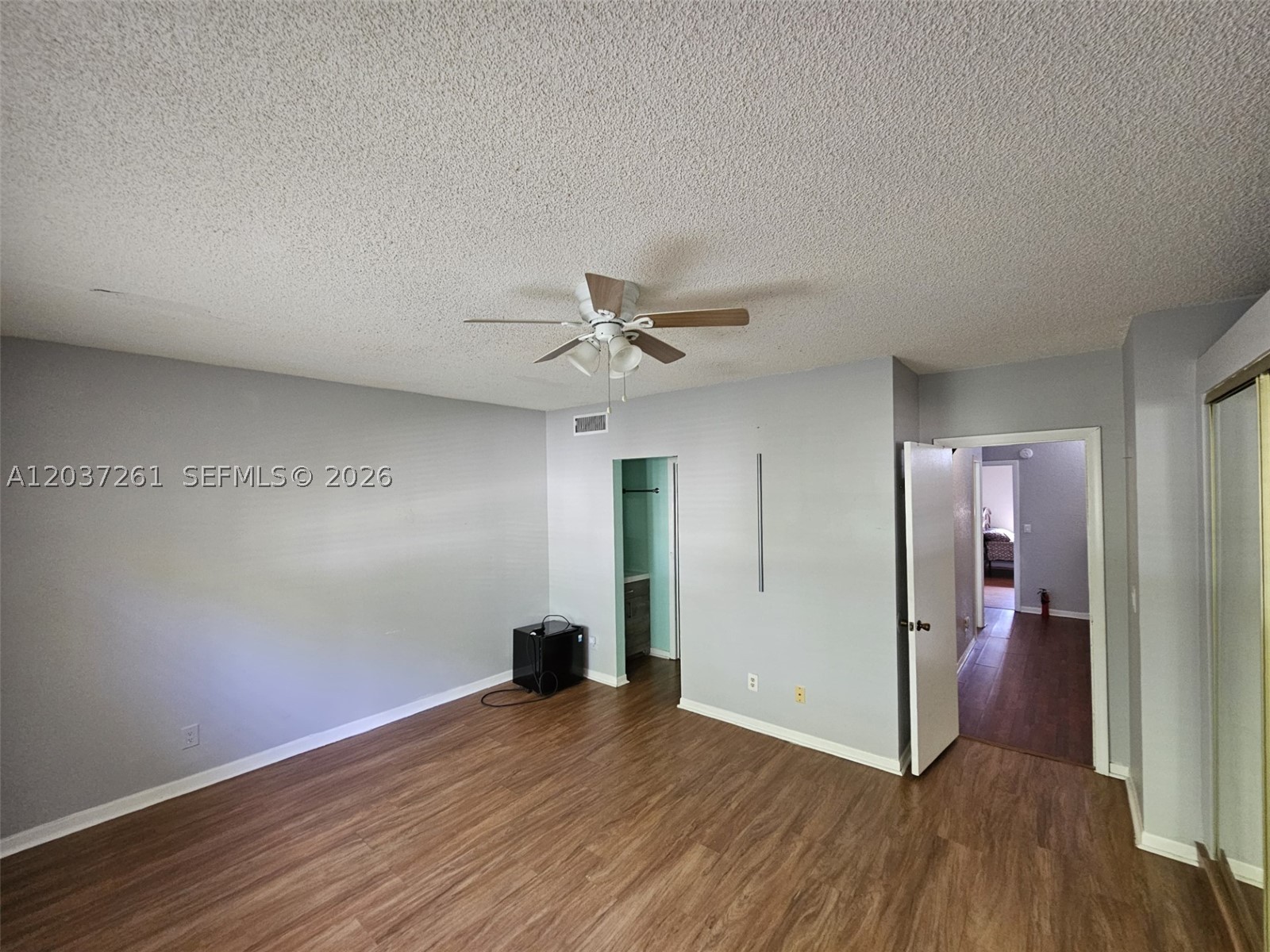SPRINGTREE LAKES - Residential
