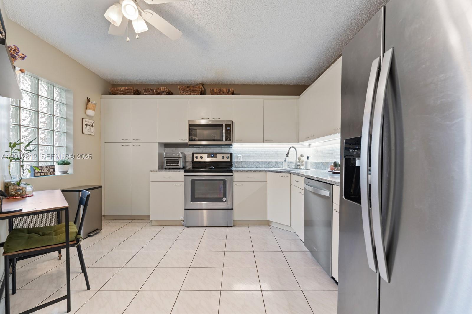 BAYPORT VILLAGE C CONDO - Residential