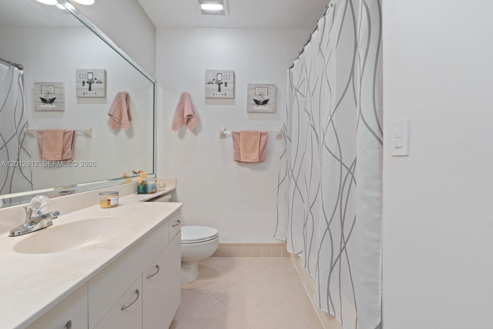 BAYPORT VILLAGE C CONDO - Residential