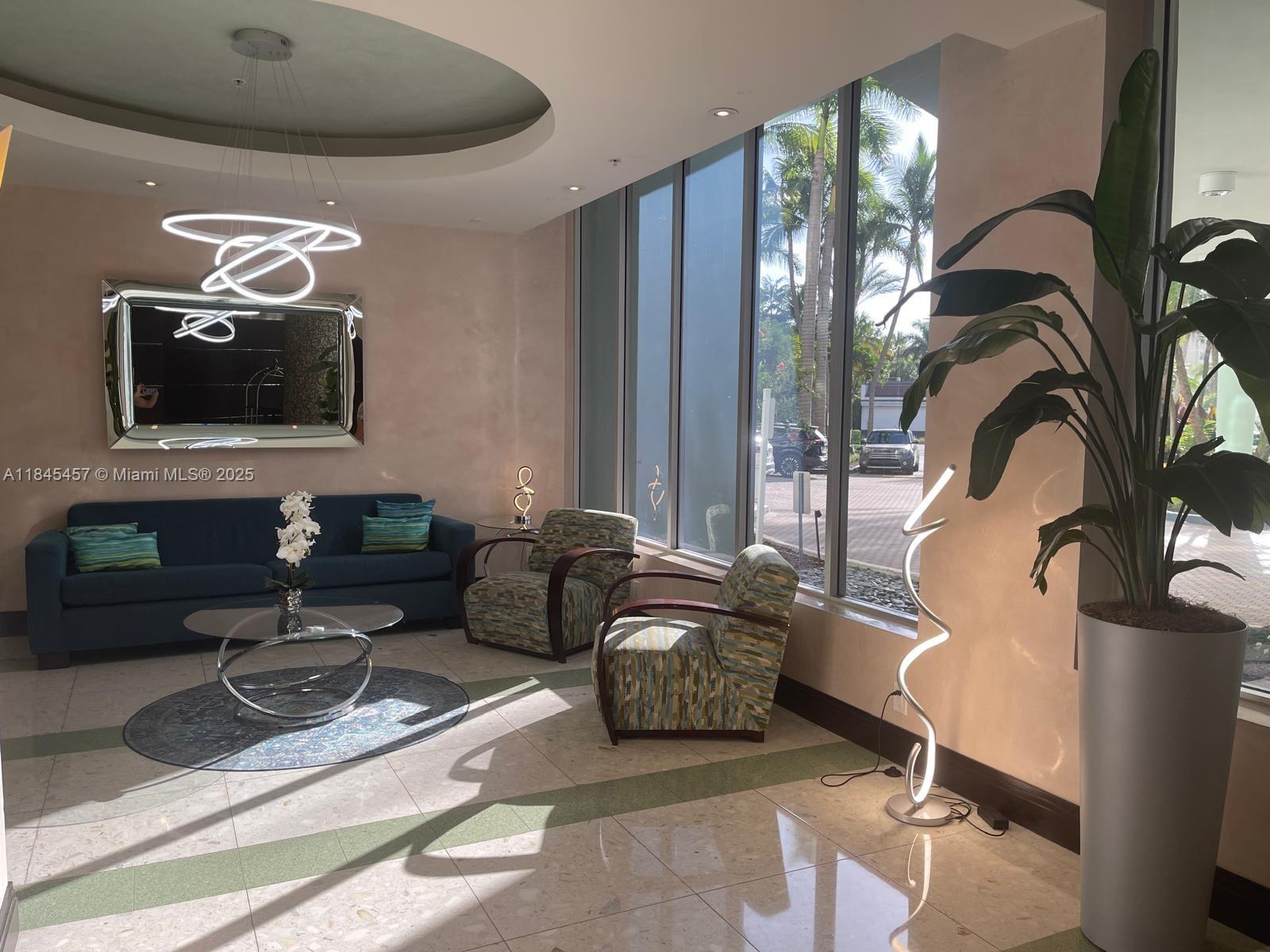 TIDES ON HOLLYWOOD BEACH - Residential