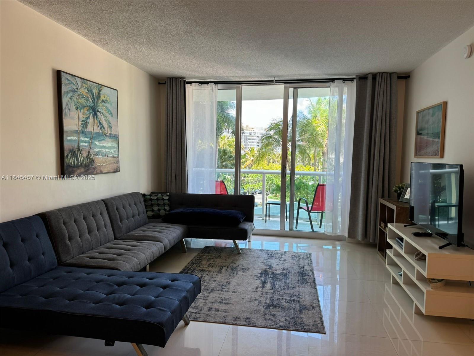 TIDES ON HOLLYWOOD BEACH - Residential