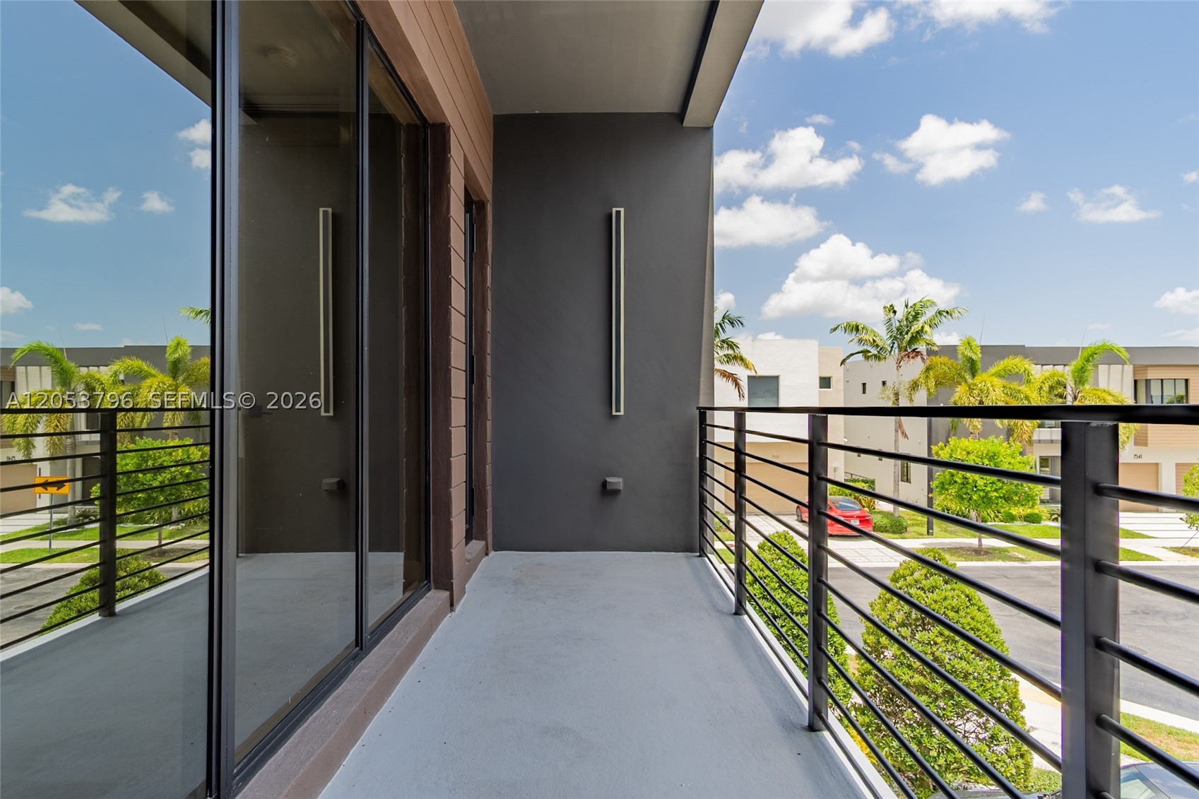 DORAL COMMONS RESIDENTIAL - Residential