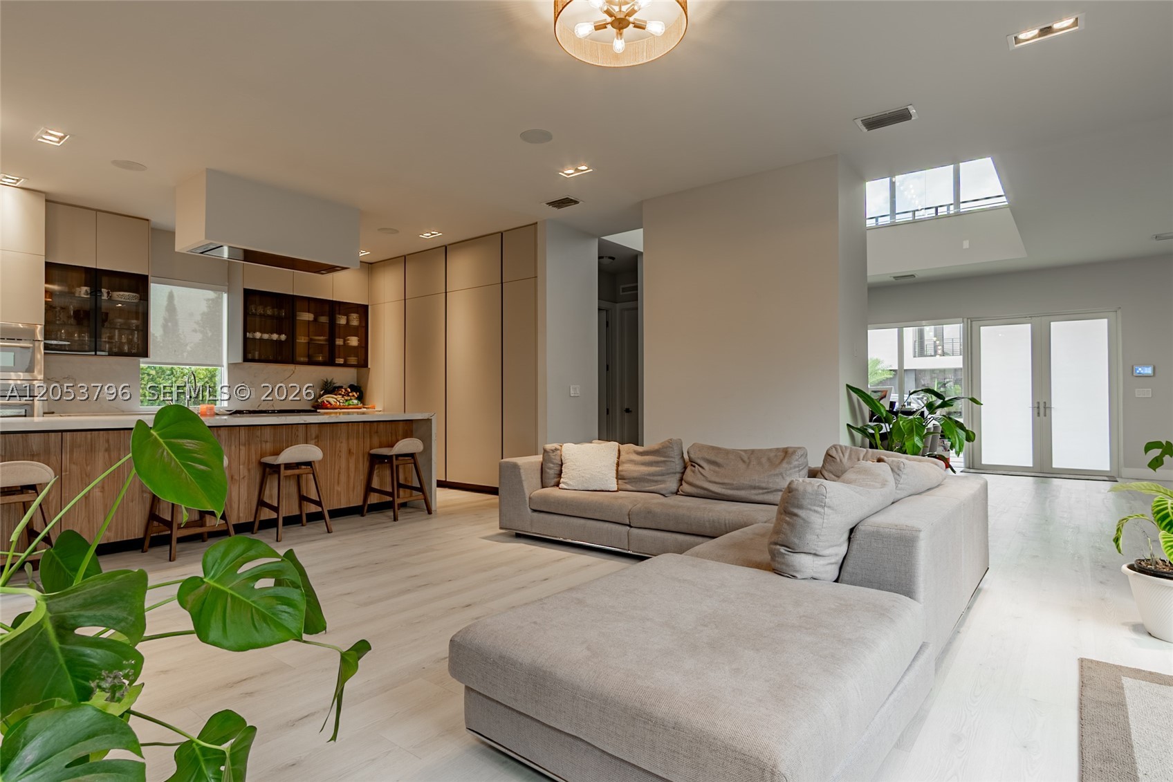 DORAL COMMONS RESIDENTIAL - Residential