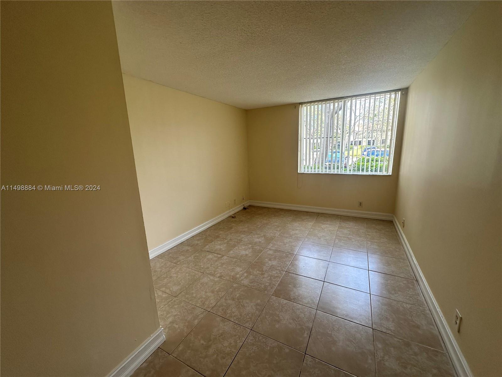 LAKES OF JACARANDA CONDO - Residential