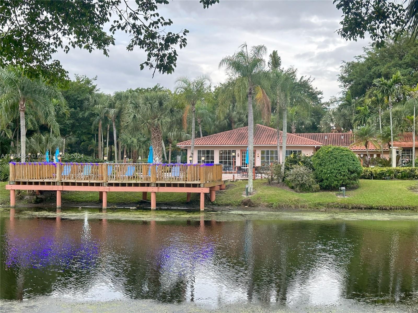 LAKES OF JACARANDA CONDO - Residential