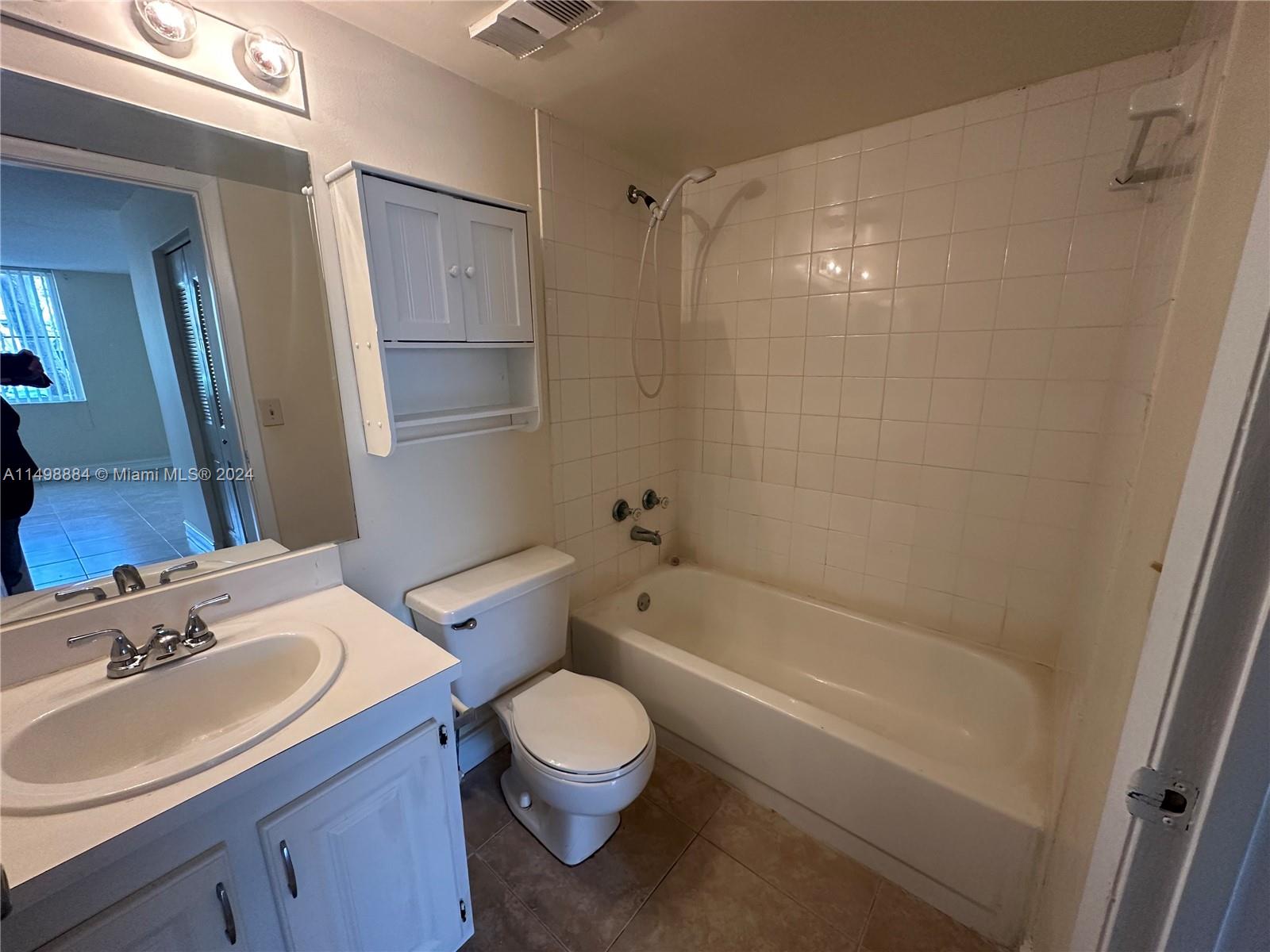 LAKES OF JACARANDA CONDO - Residential