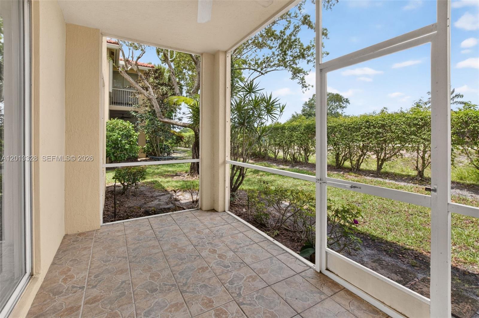CRYSTAL POINTE II CONDO - Residential