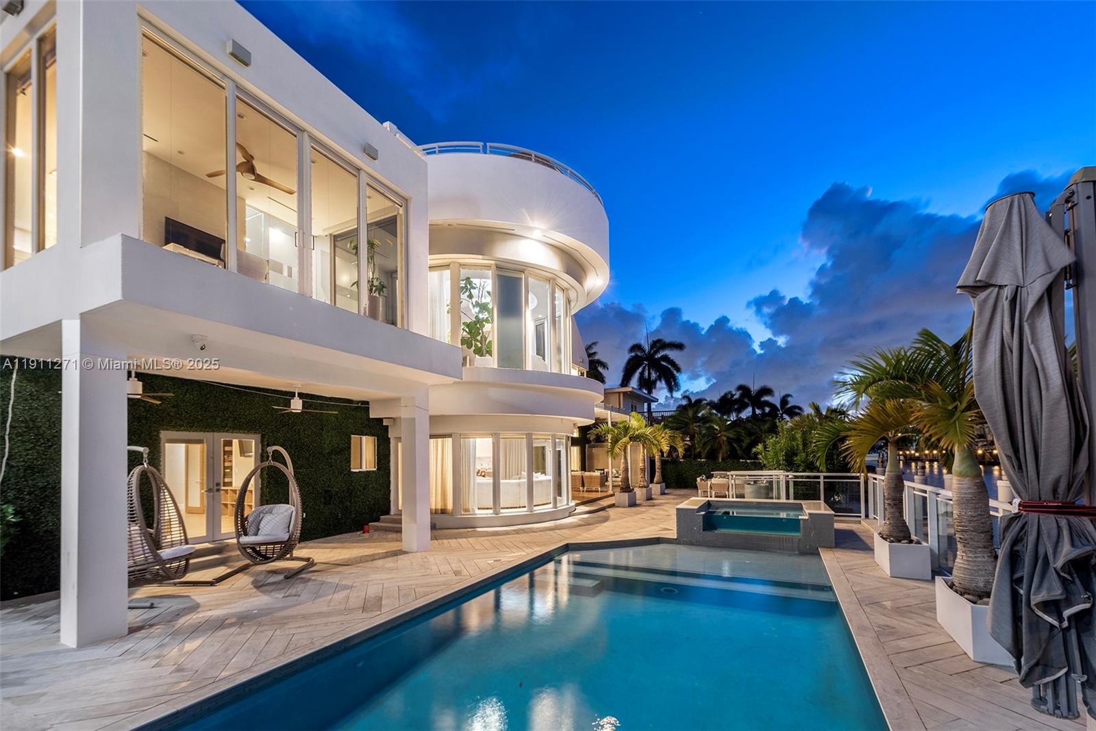 BEACH WAY HEIGHTS UNIT - Residential