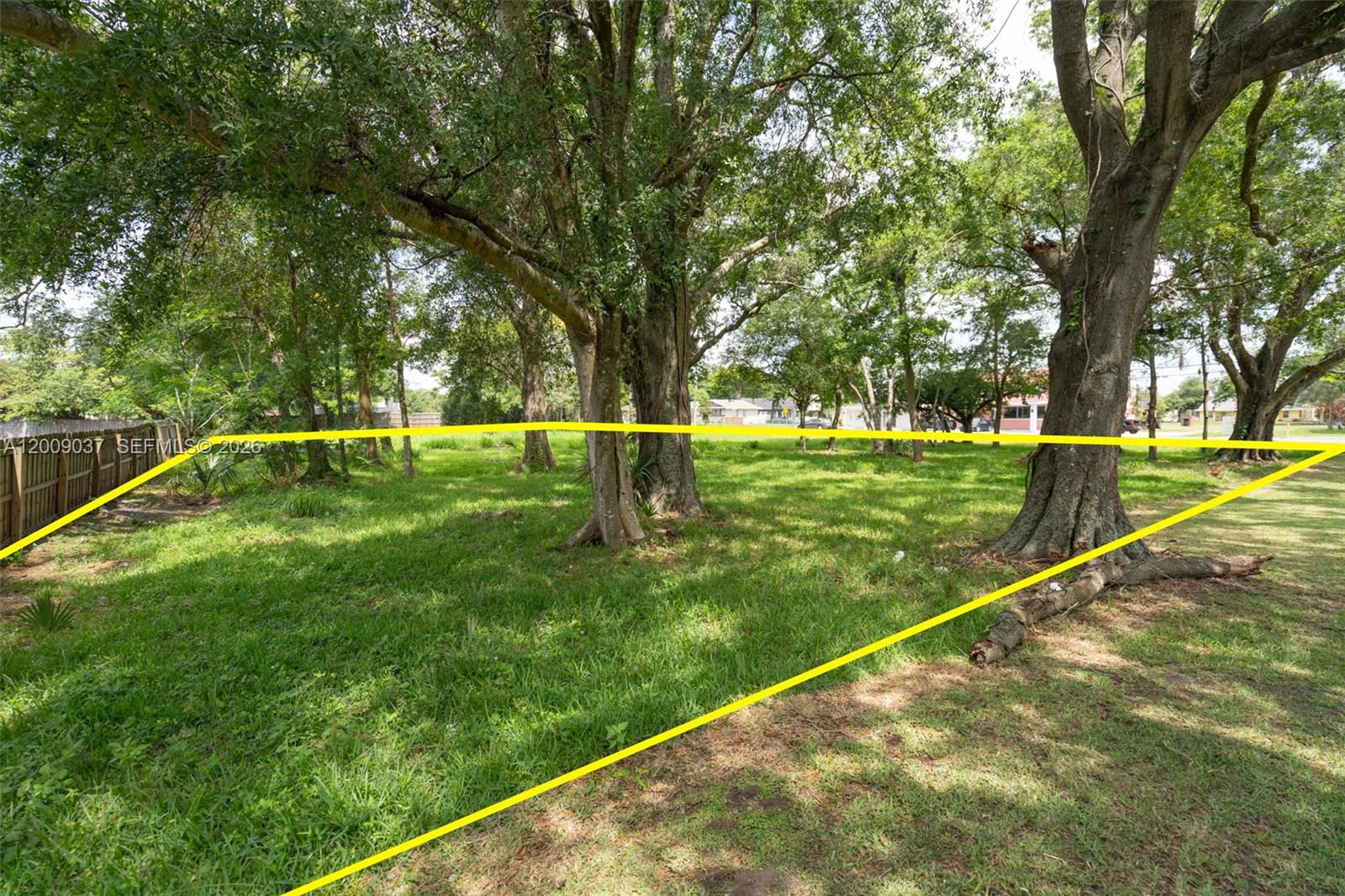 LAKE BARTON PARK - Land