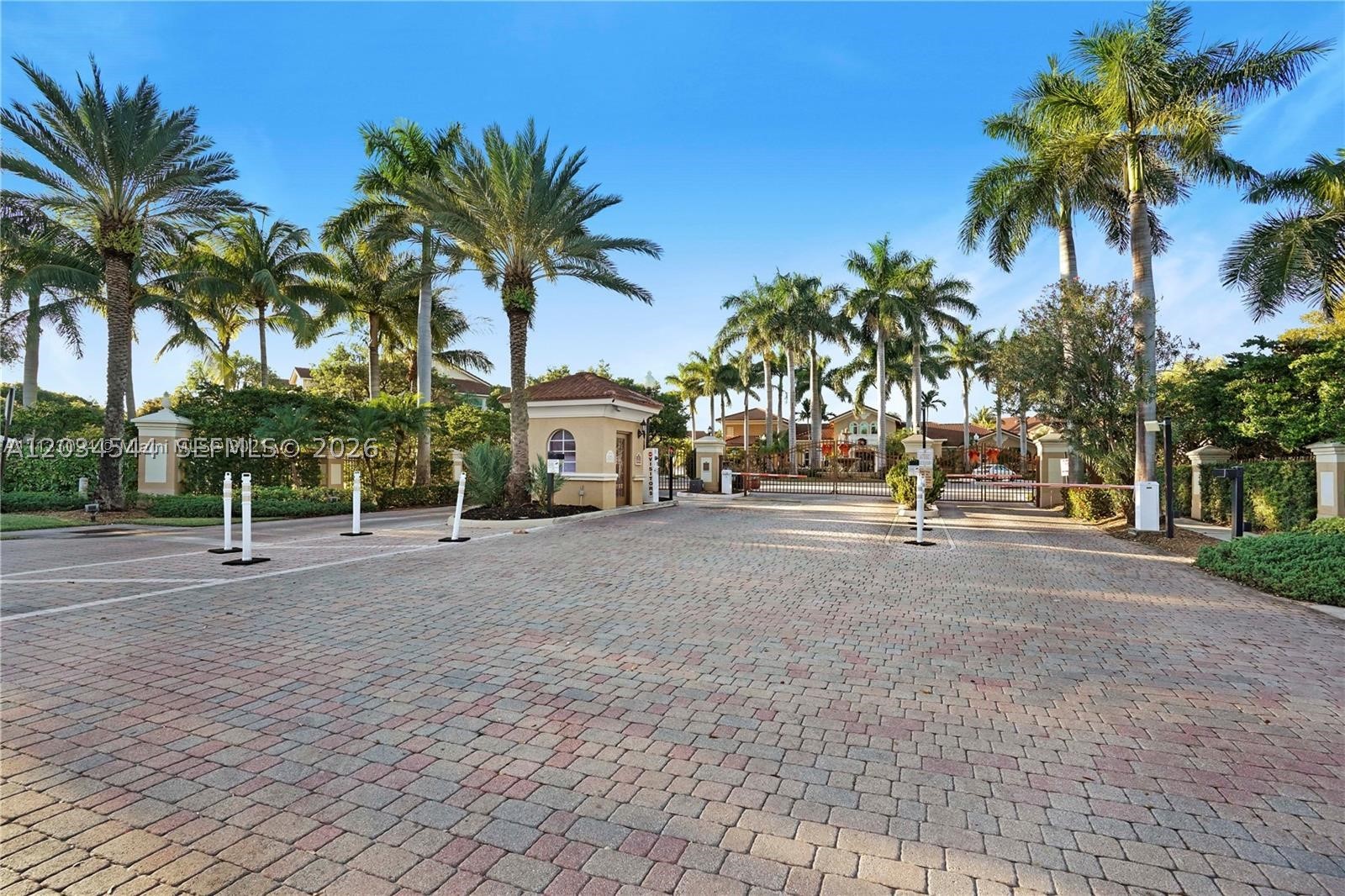 VILLA DEL SOL CONDO - Residential Lease