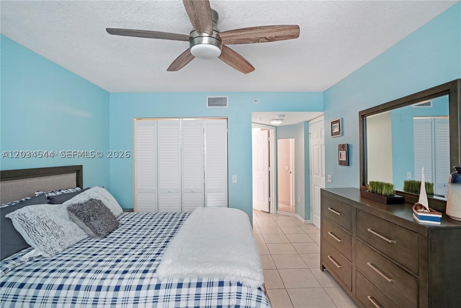 VILLA DEL SOL CONDO - Residential Lease
