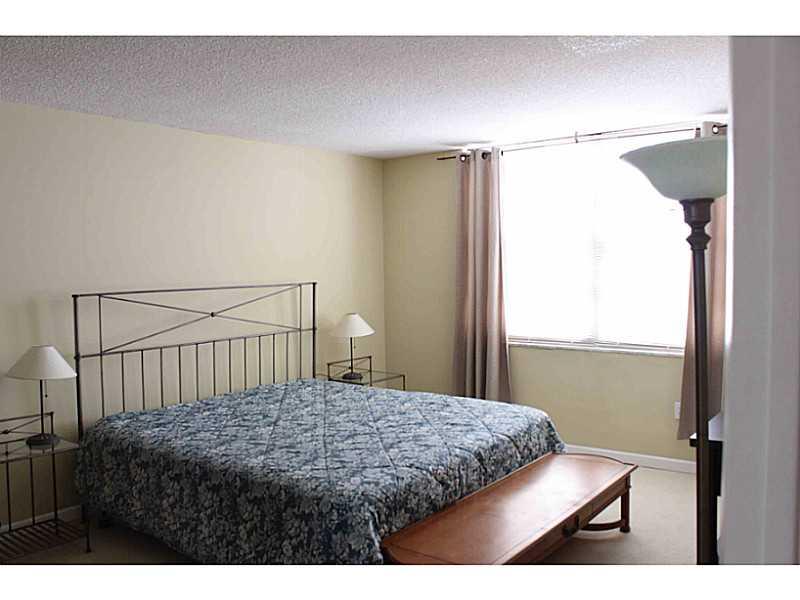 COMMODORE PLAZA CONDO - Residential Lease