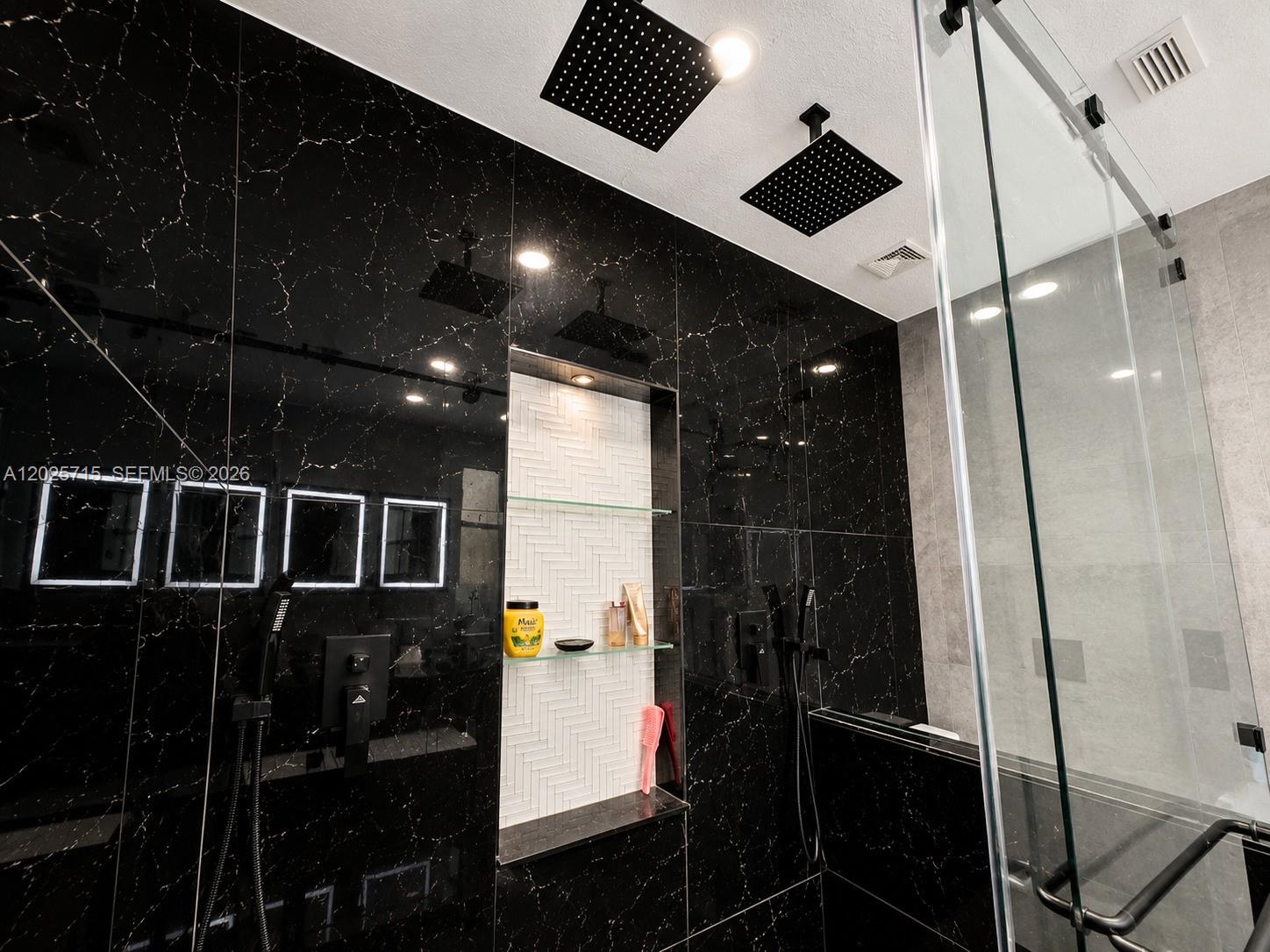 BEACON AT DORAL - Residential
