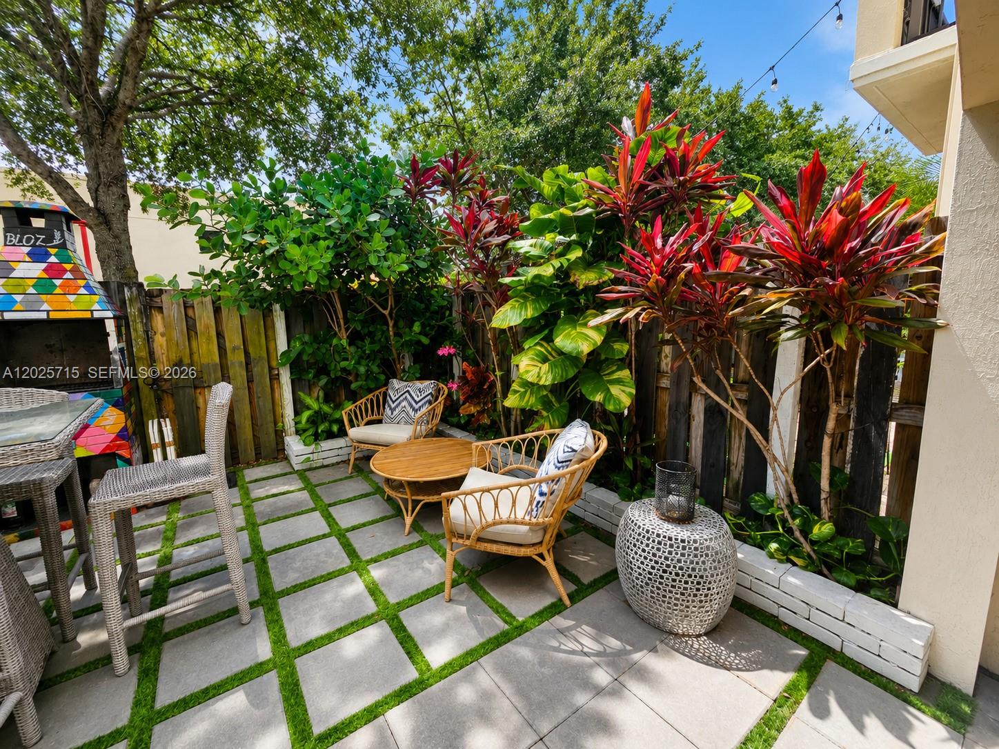 BEACON AT DORAL - Residential