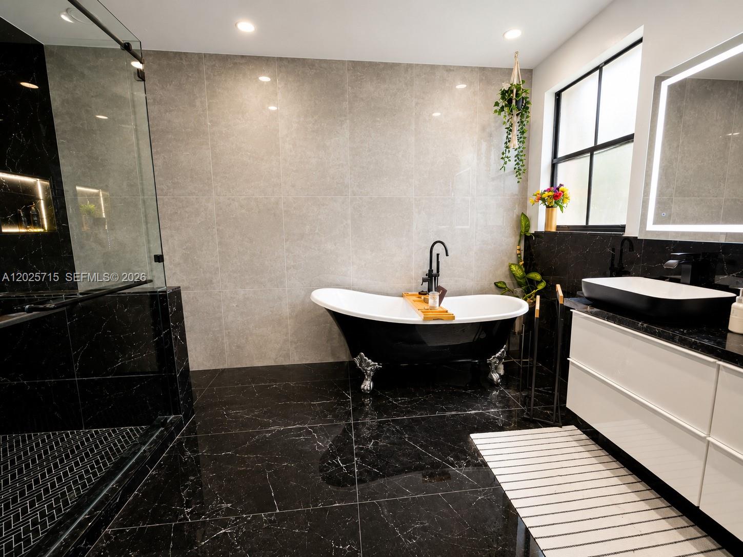 BEACON AT DORAL - Residential
