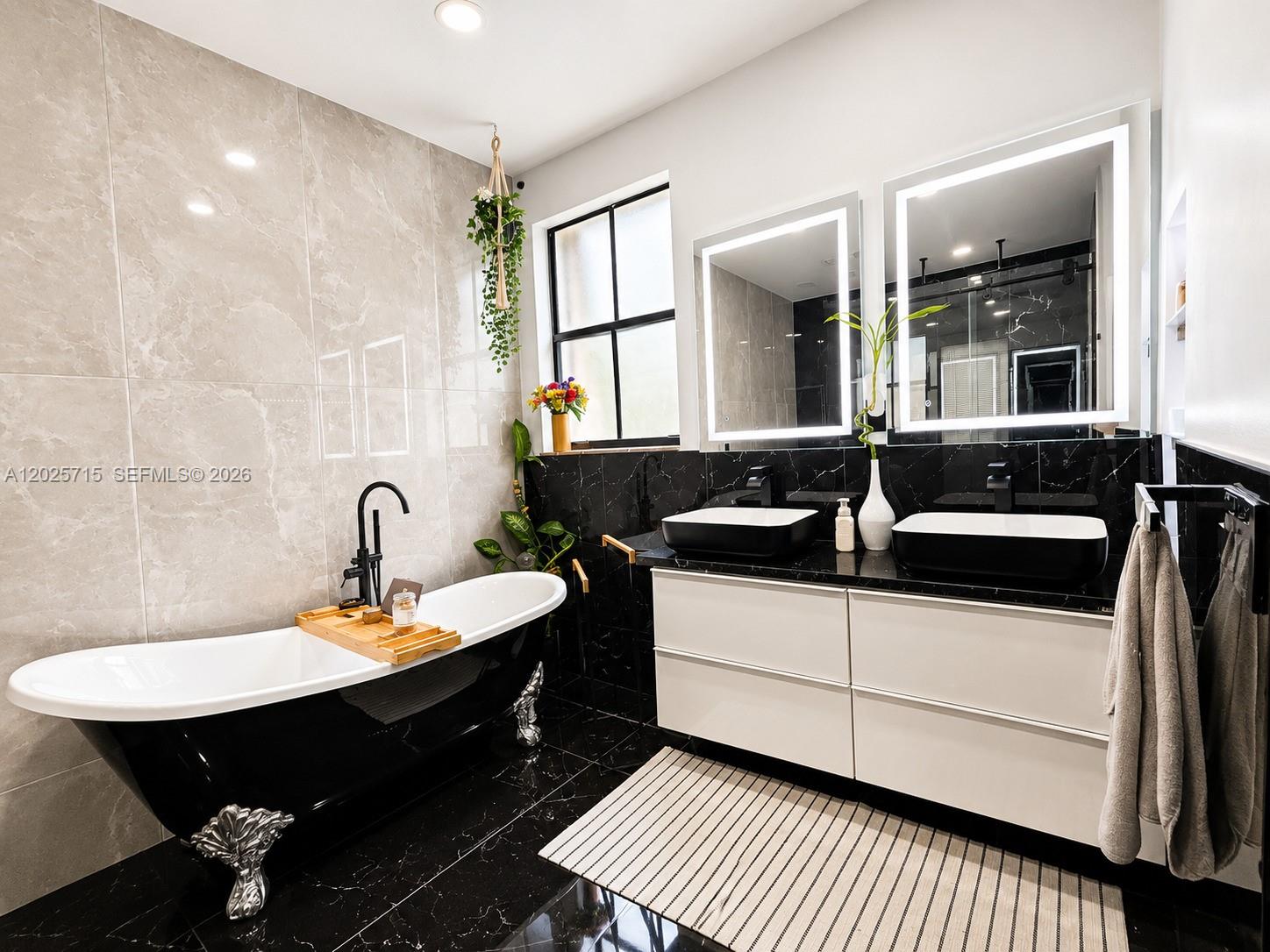 BEACON AT DORAL - Residential