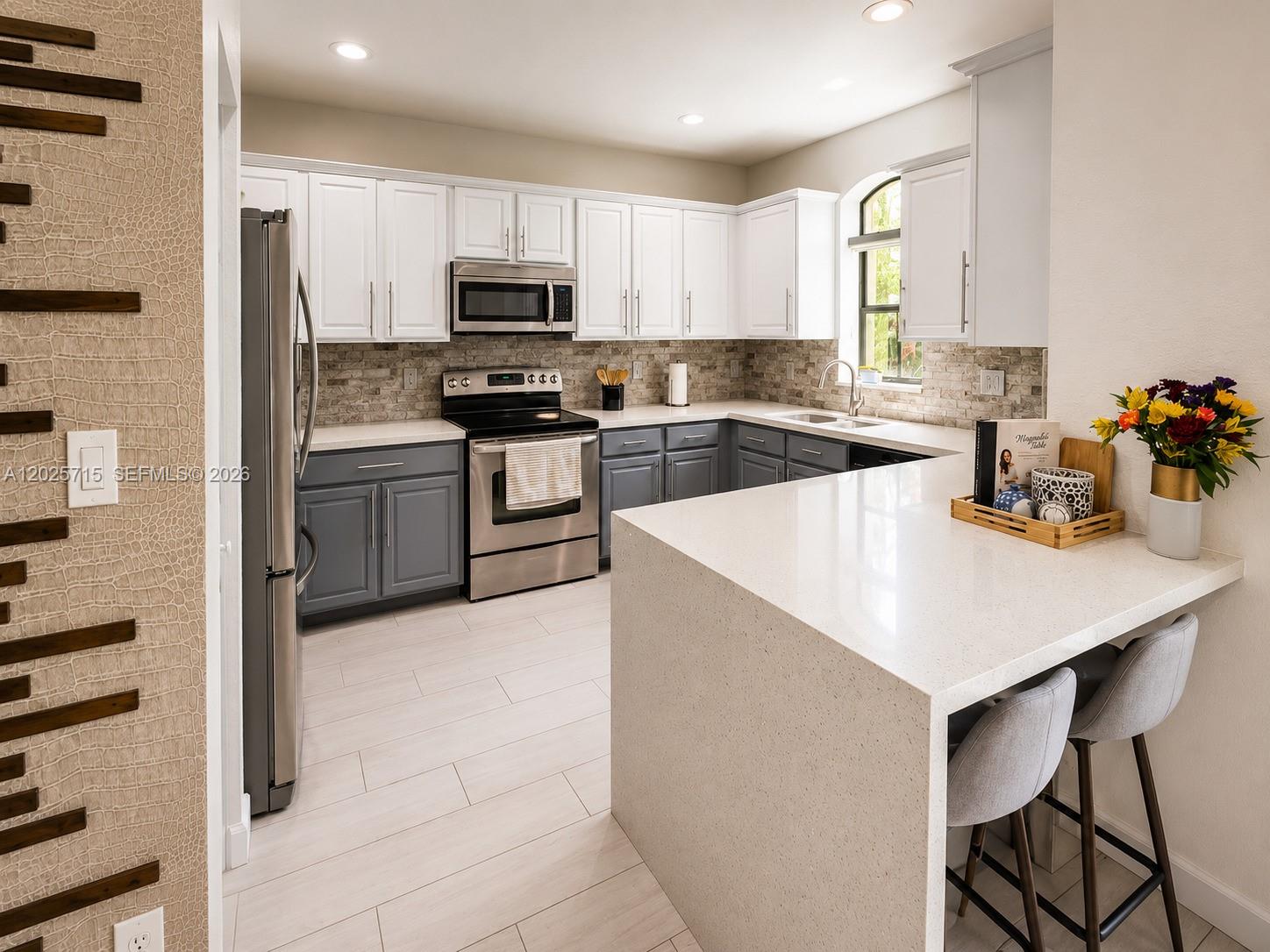 BEACON AT DORAL - Residential