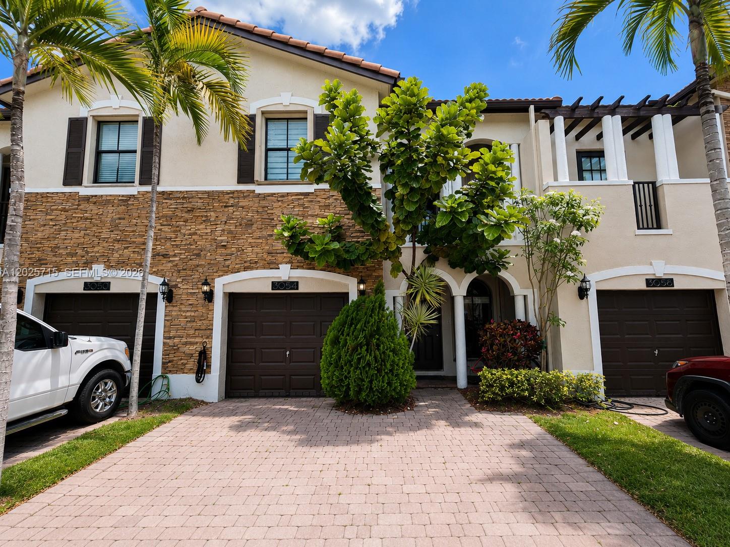BEACON AT DORAL - Residential