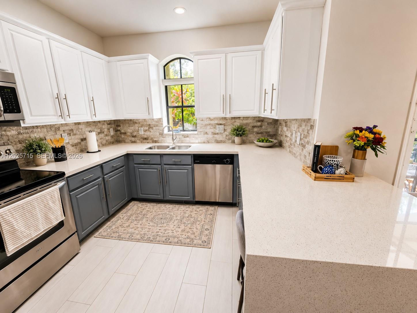BEACON AT DORAL - Residential