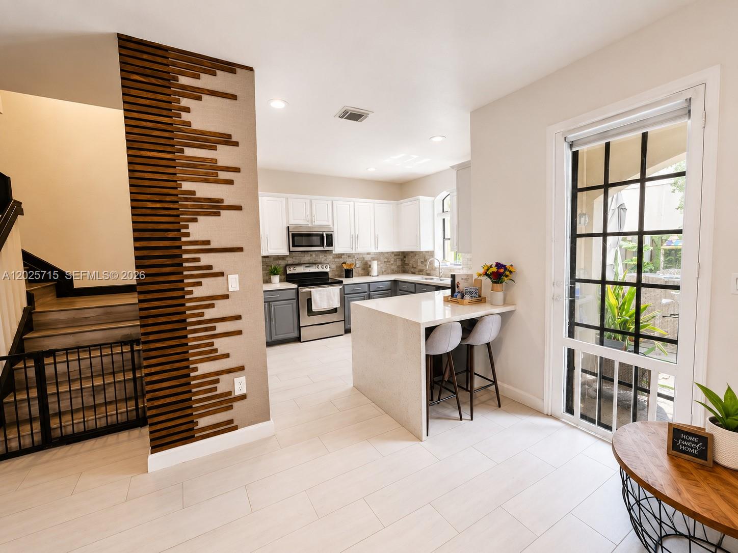 BEACON AT DORAL - Residential