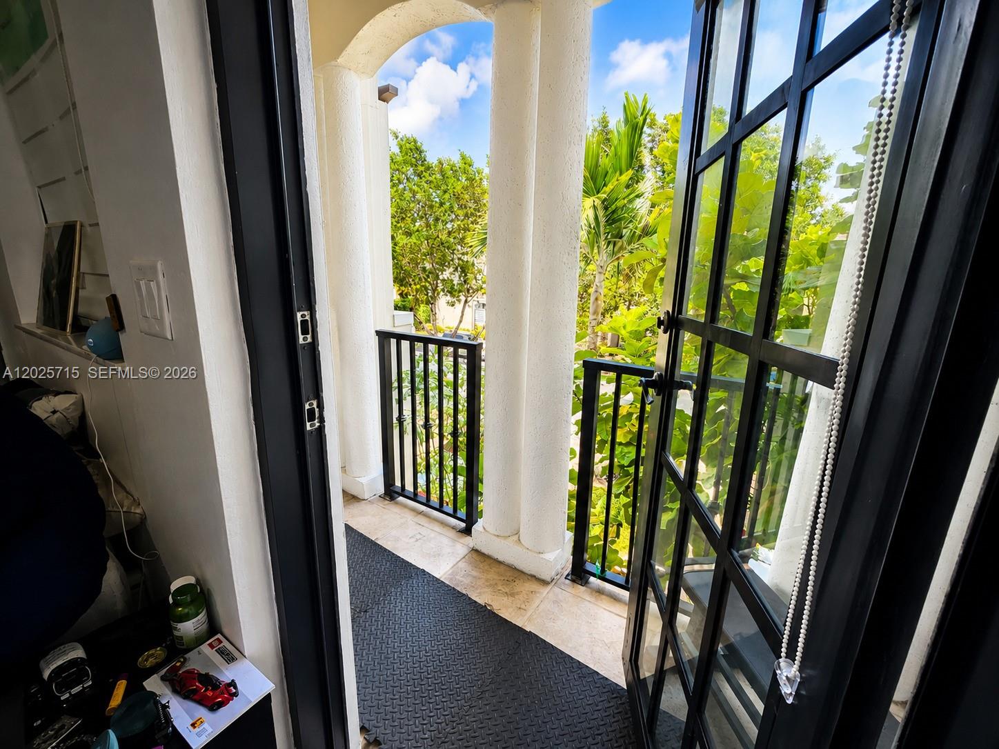 BEACON AT DORAL - Residential