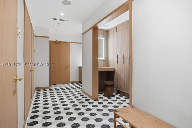 Bayshore Ysabella Condo - Residential
