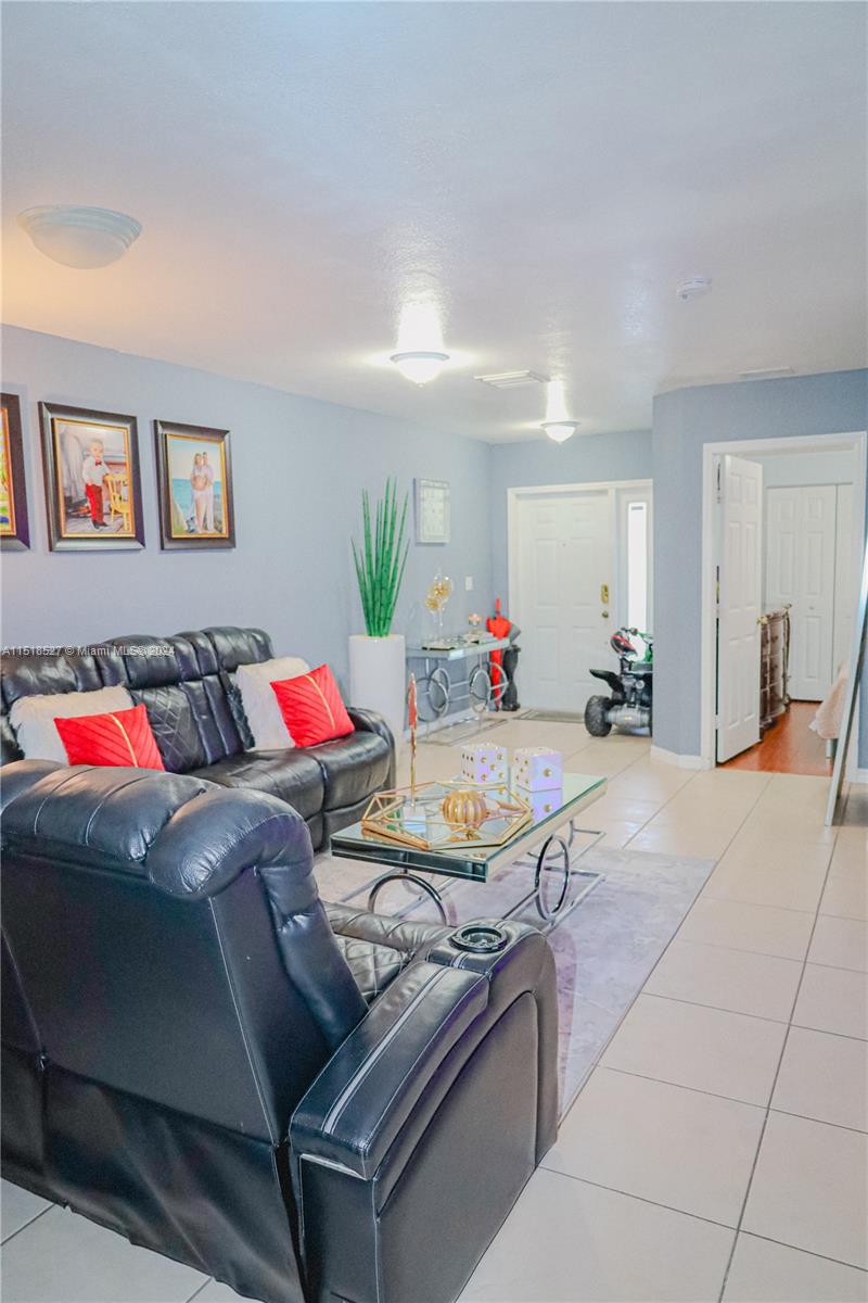 CAZADORES SUB SOUTH - Residential