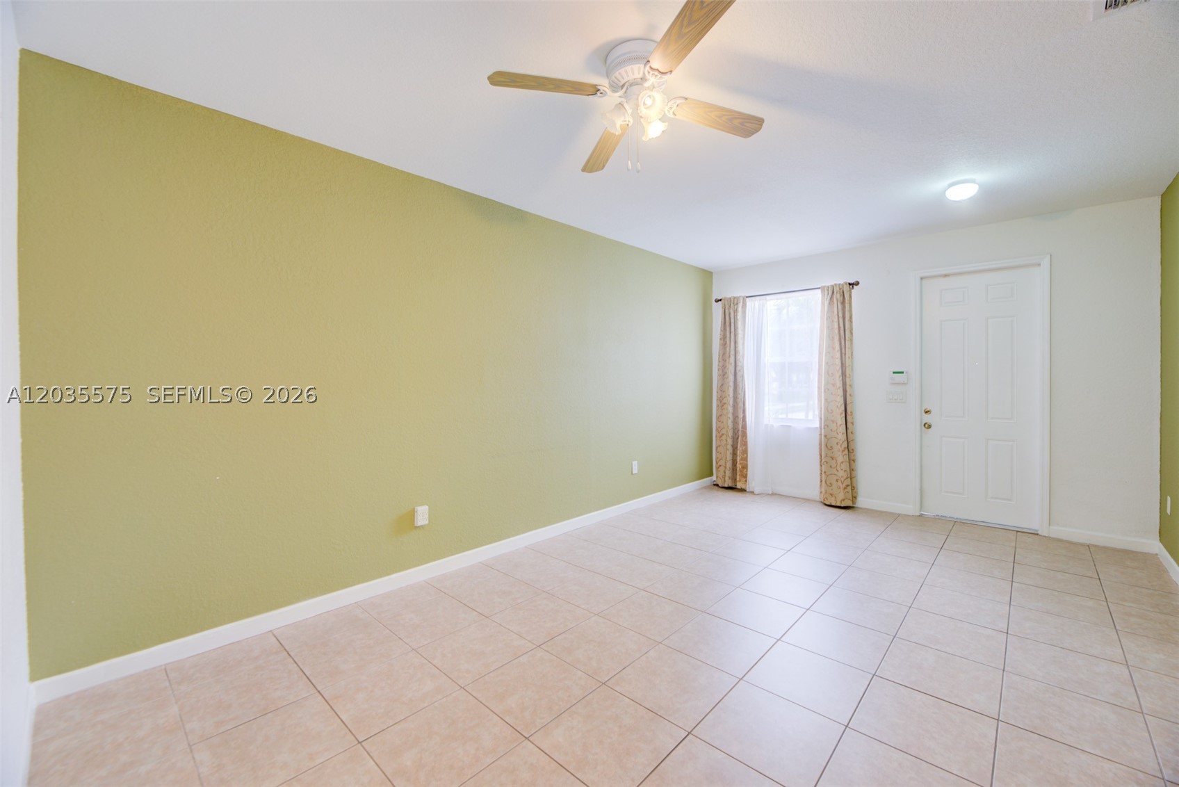 COURTS AT TUSCANY - Residential Lease
