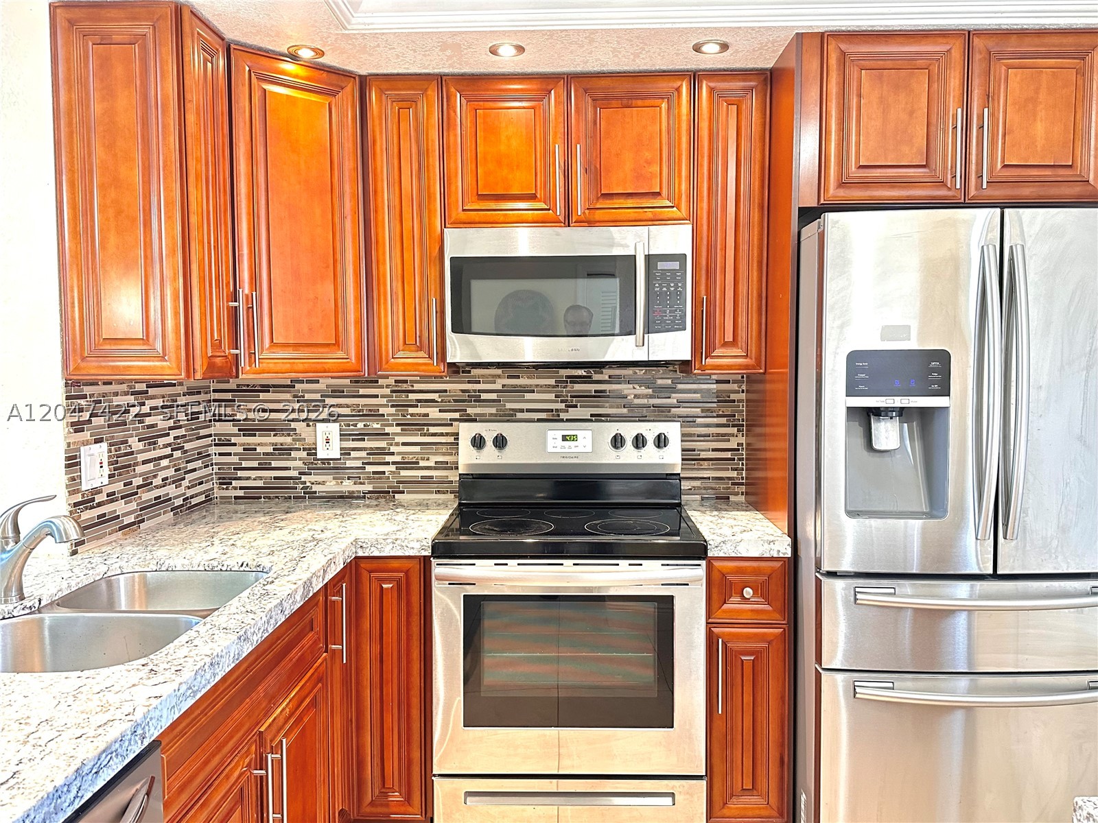 MEADOWBROOK CONDO APTS BL - Residential