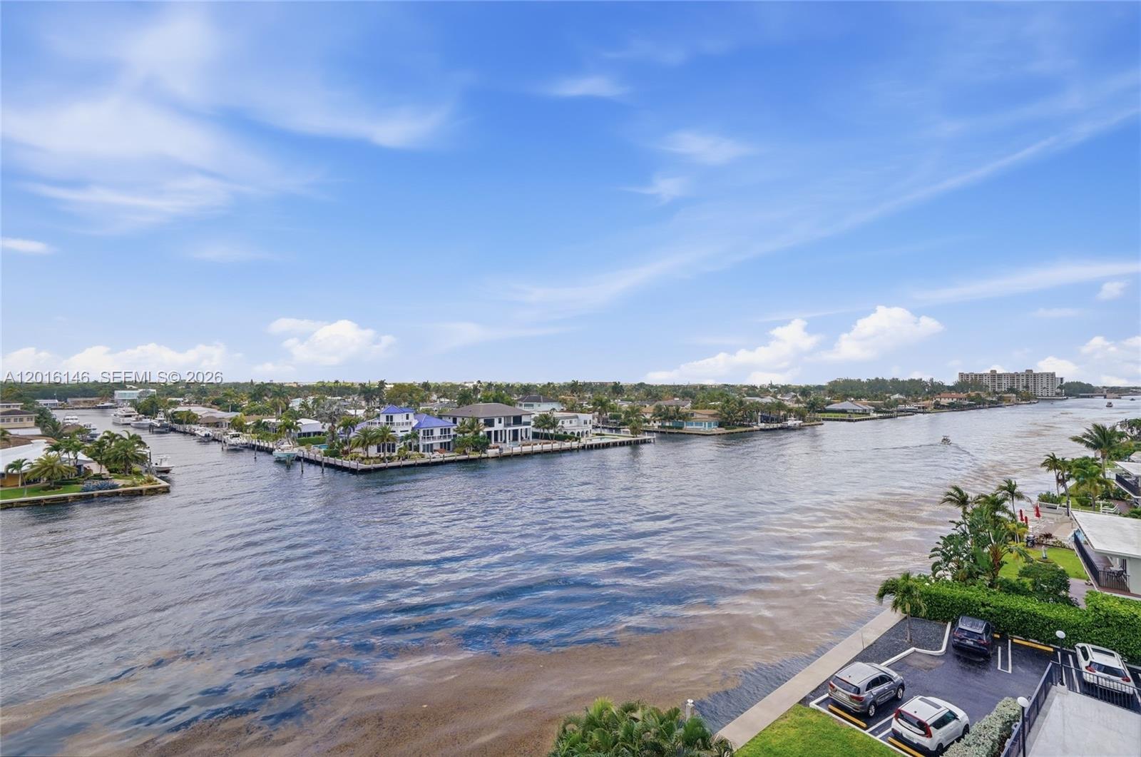 SILVER THATCH INTRACOASTA - Residential