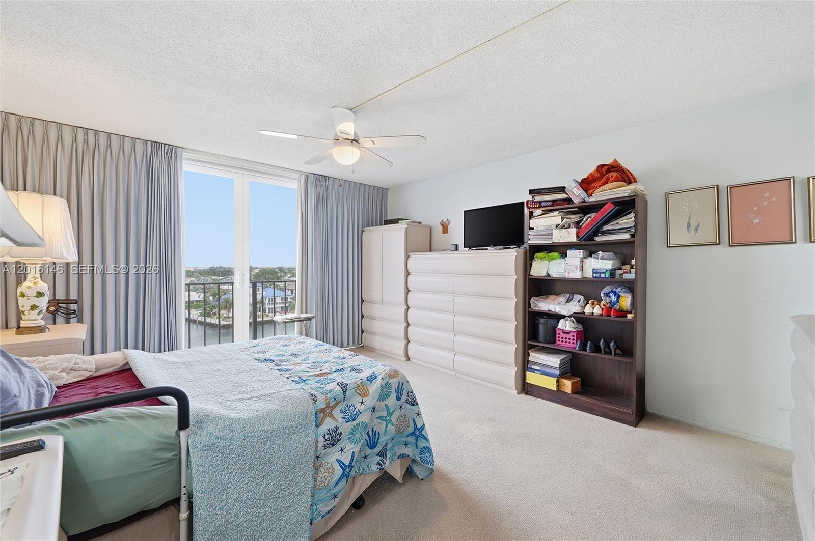 SILVER THATCH INTRACOASTA - Residential