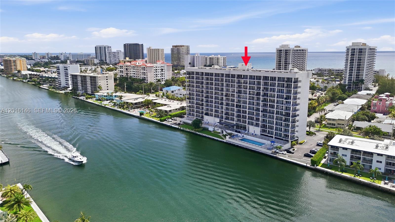 SILVER THATCH INTRACOASTA - Residential
