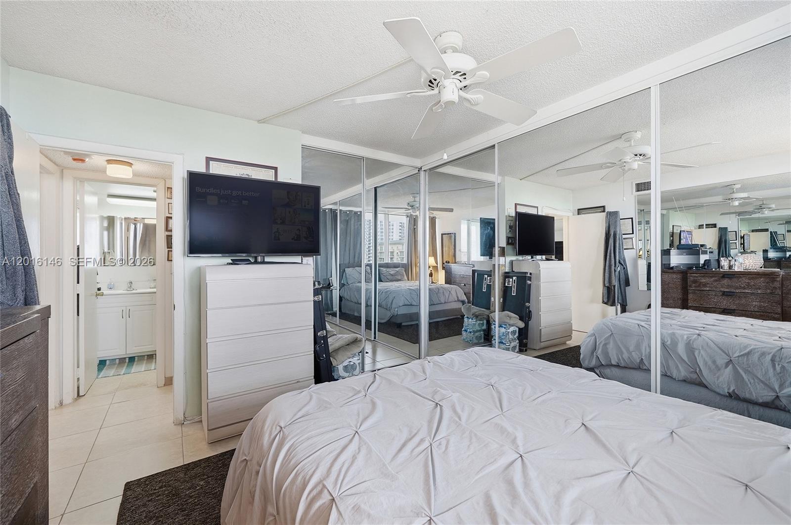 SILVER THATCH INTRACOASTA - Residential