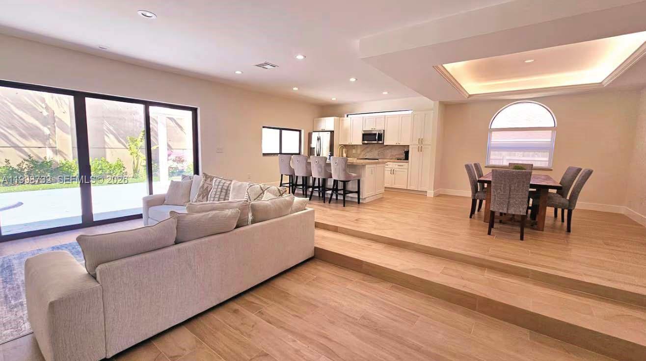 LAKE VIEW HAVEN - Residential
