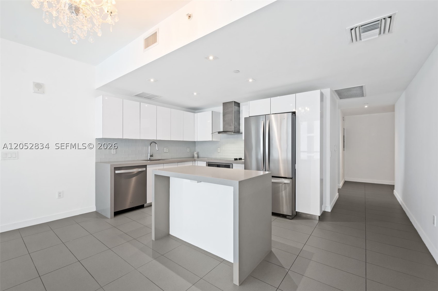 CANVAS CONDO - Residential Lease