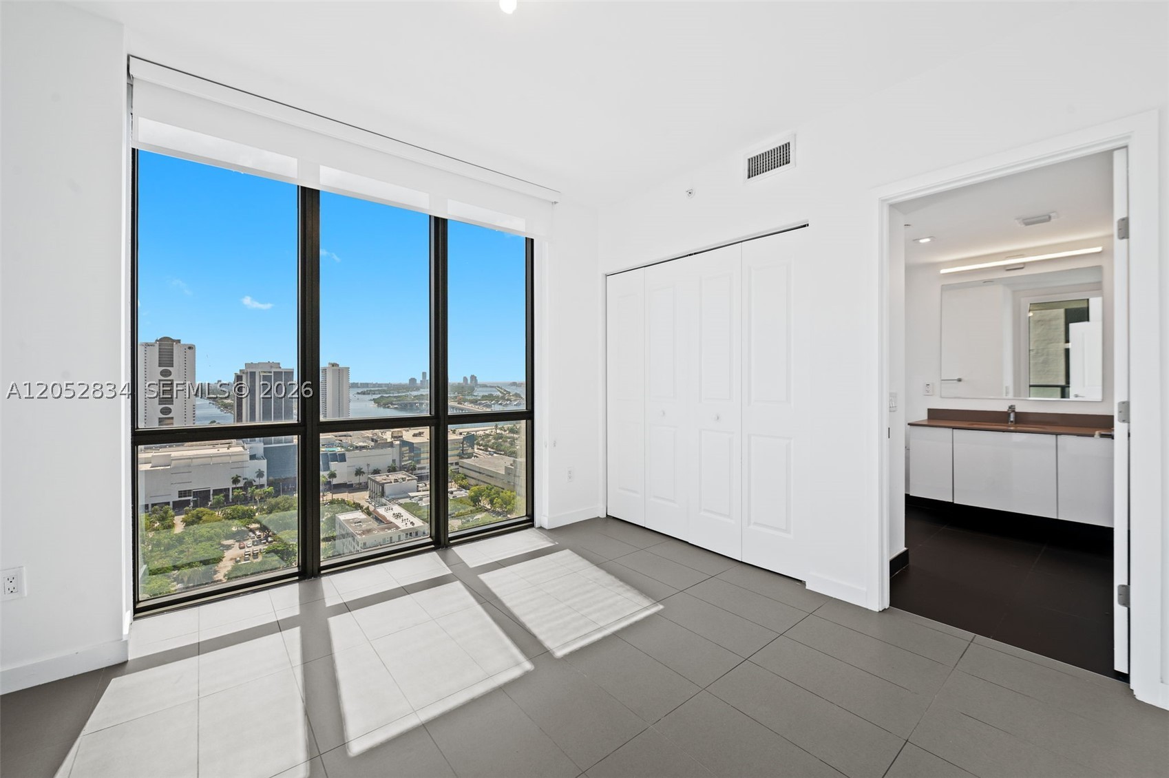 CANVAS CONDO - Residential Lease