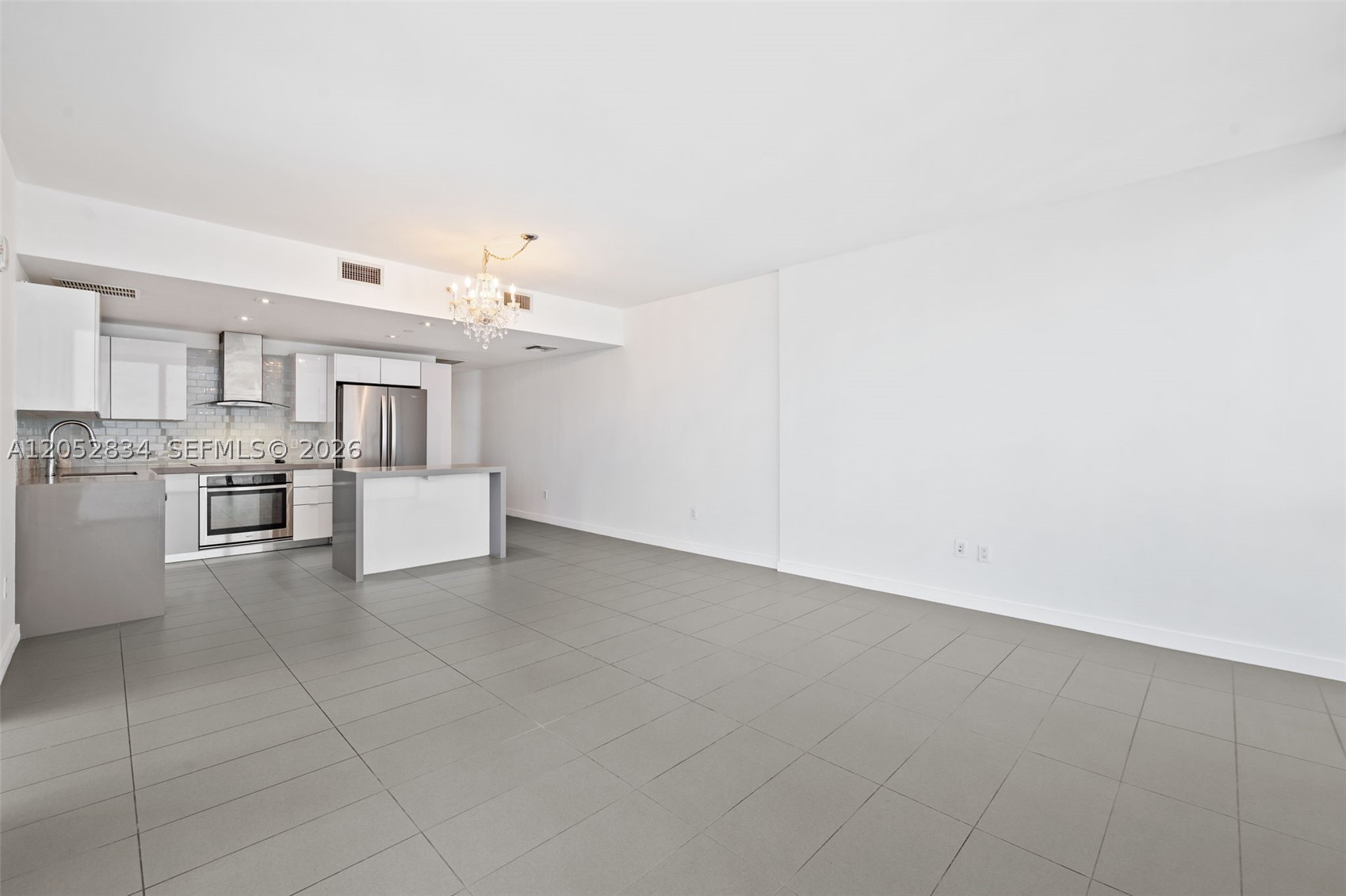CANVAS CONDO - Residential Lease