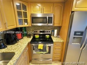NEW HAMPTON AT CENTURY VI - Residential Lease