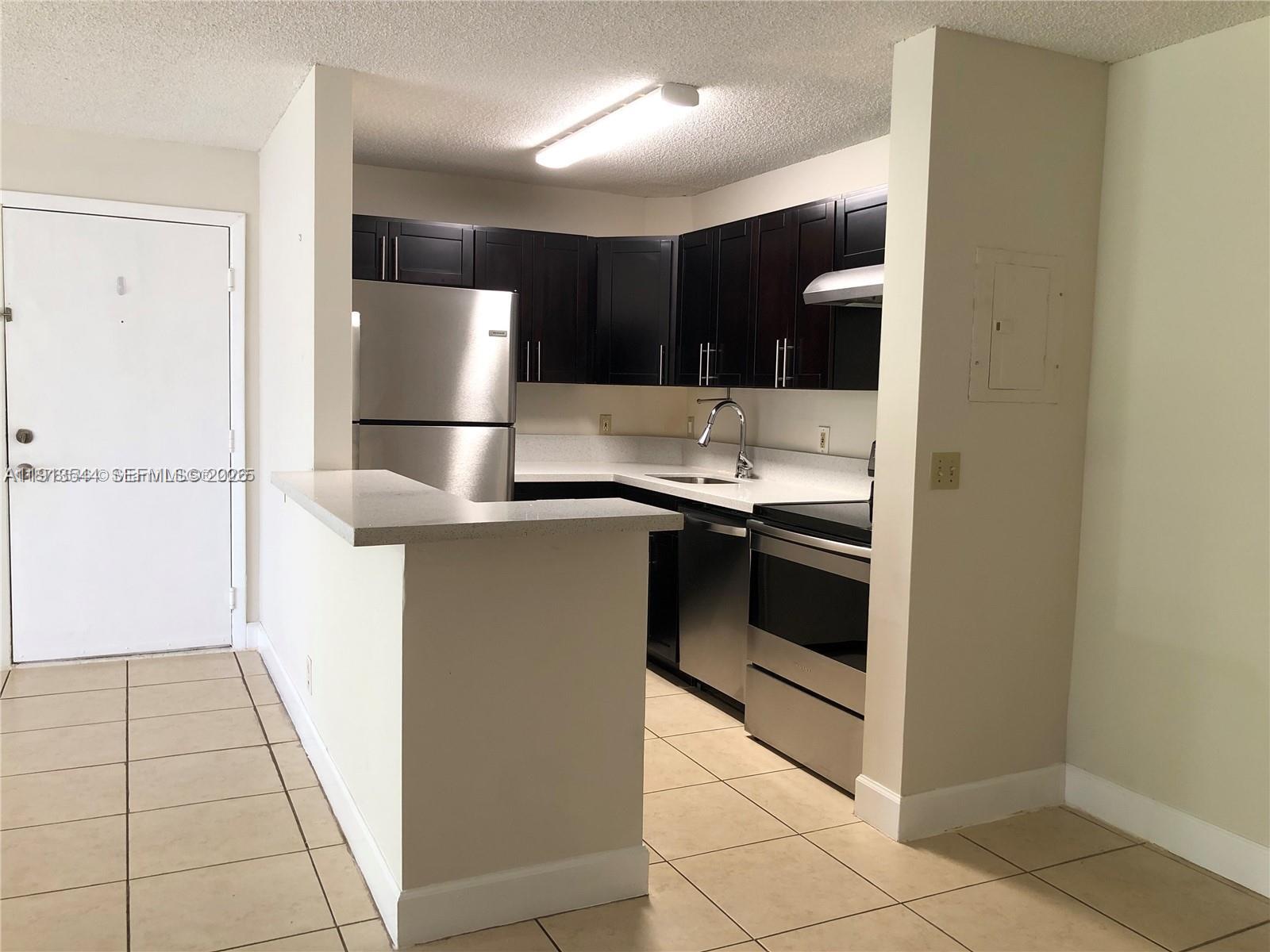 LAKES OF JACARANDA CONDO - Residential