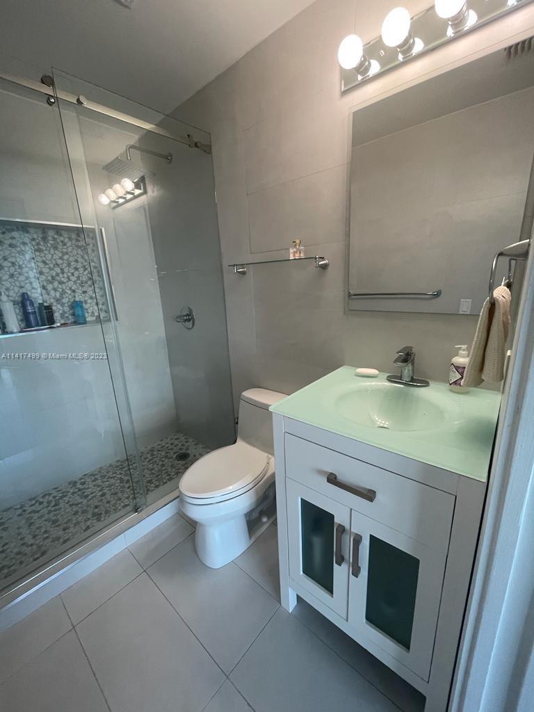 INFINITY AT BRICKELL COND - Residential Lease
