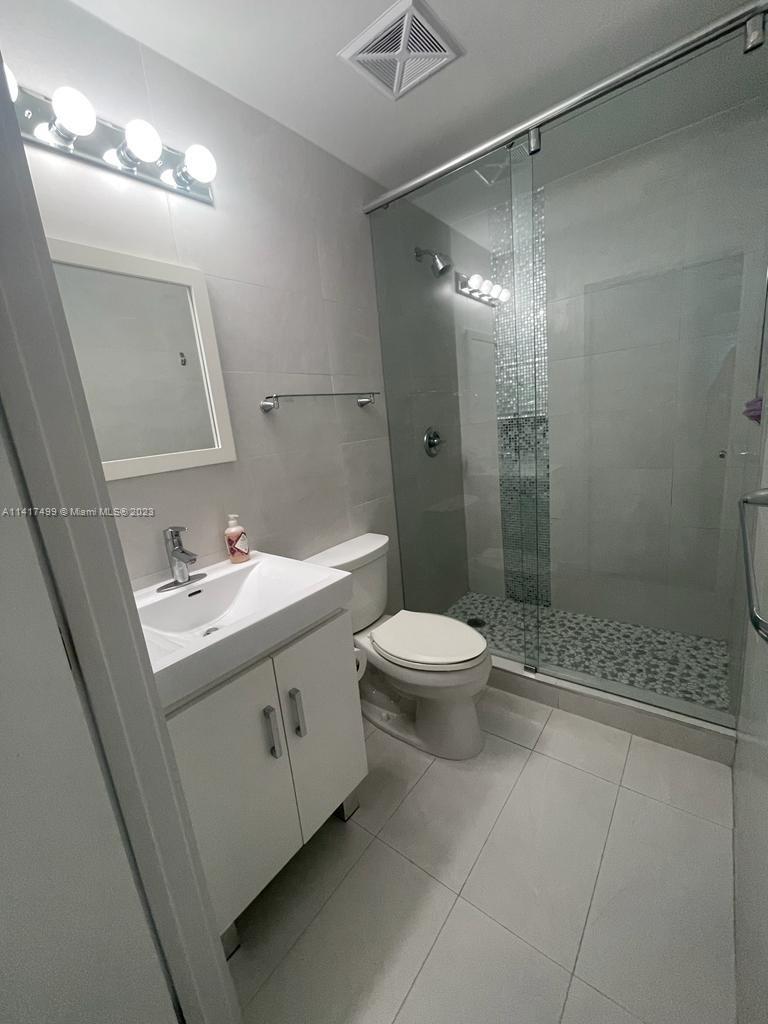 INFINITY AT BRICKELL COND - Residential Lease