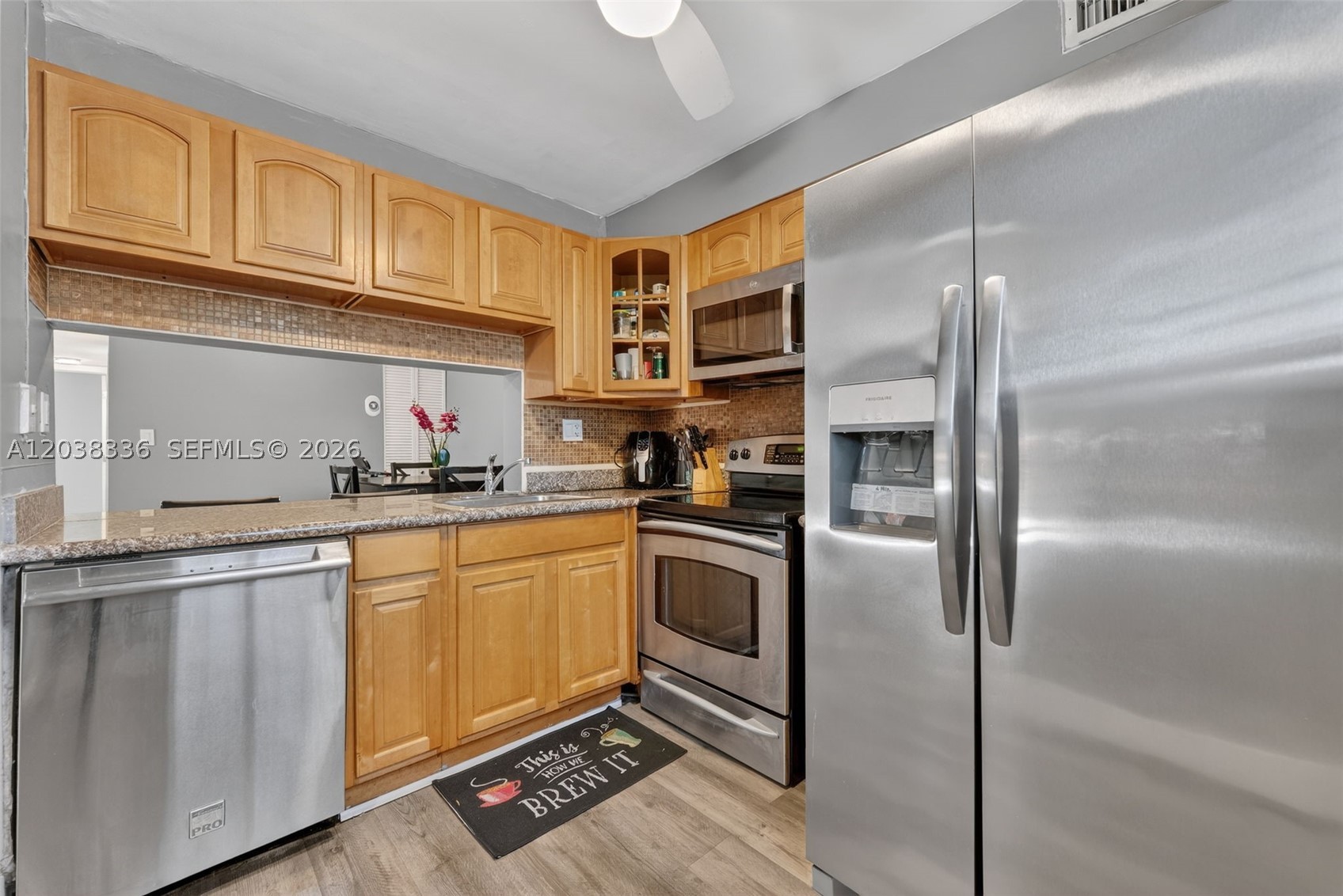 OAKLAND FOREST CLUB CONDO - Residential